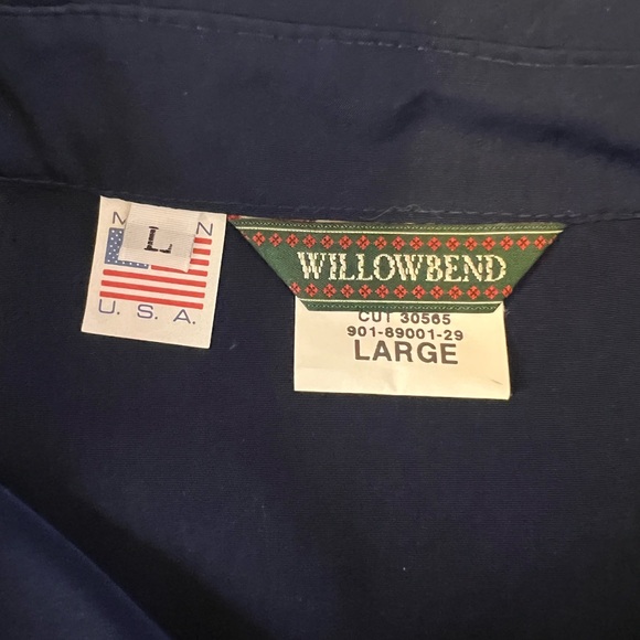 NWT Willowbend Navy Western women’s Button Down top…size L - Picture 5 of 7